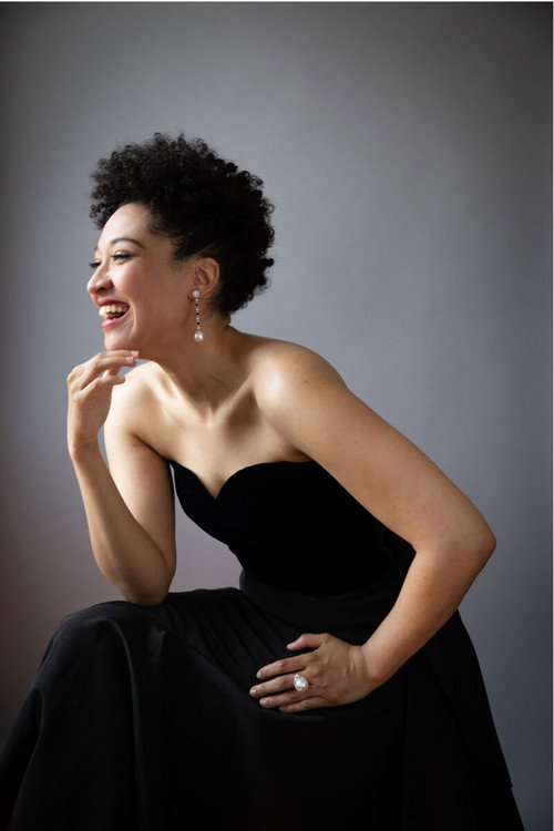 Photo of Julia Bullock, Acting
