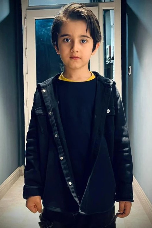 Mahoor Nemati profile