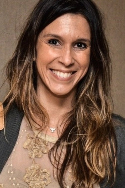 Photo of Sarah Oliveira, Acting