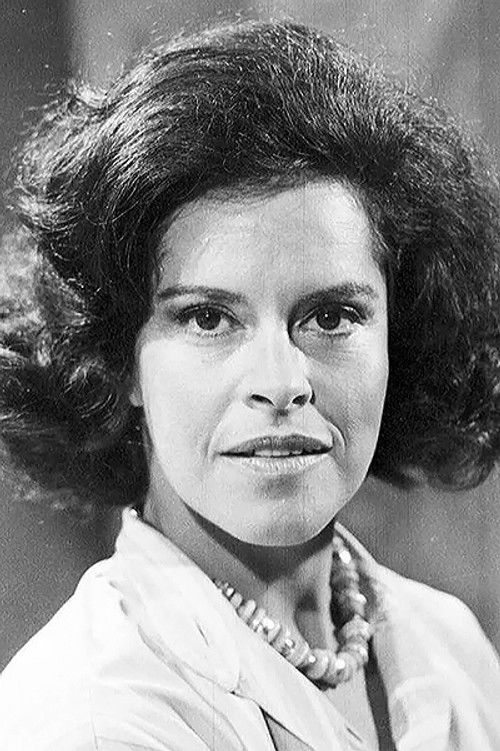 Maria Helena Dias profile