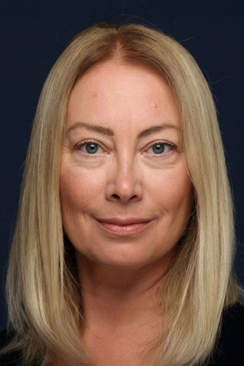 Alev Cınbarcı profile