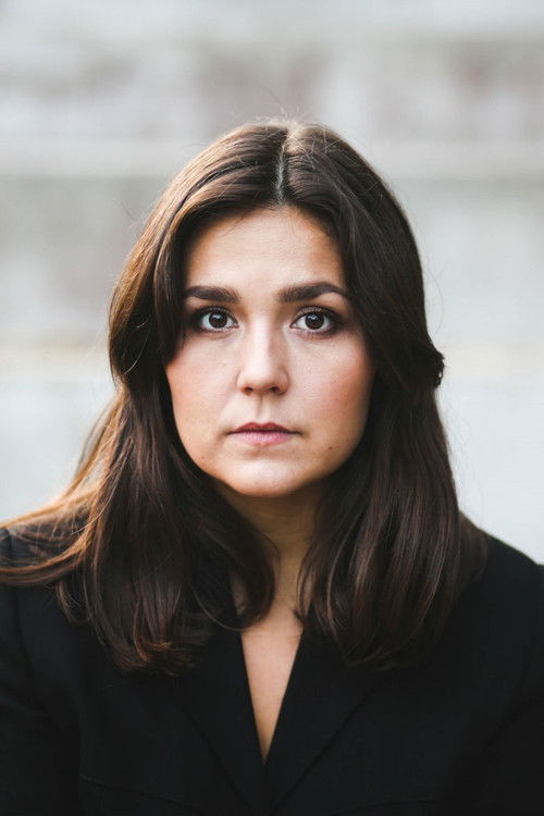 Ella Schartner profile