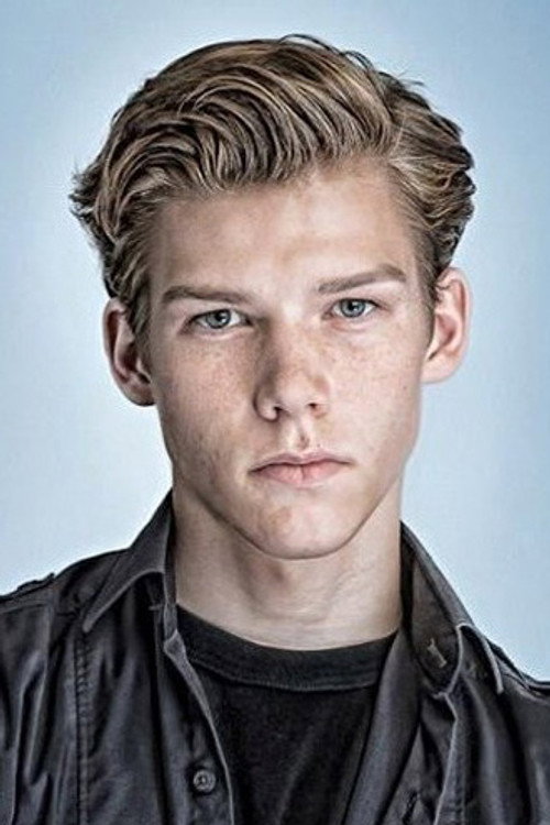 Photo of Julian Cullen, Acting