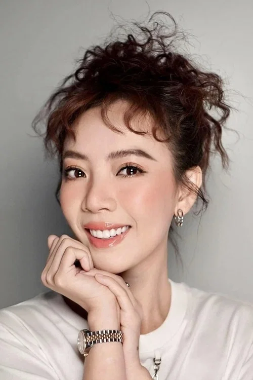 Photo of Thu Trang, Acting