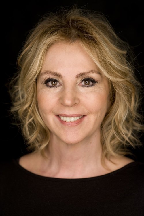 Hale Soygazi profile