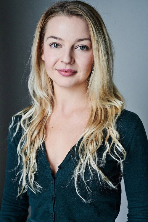 Photo of Issy Stewart, Acting