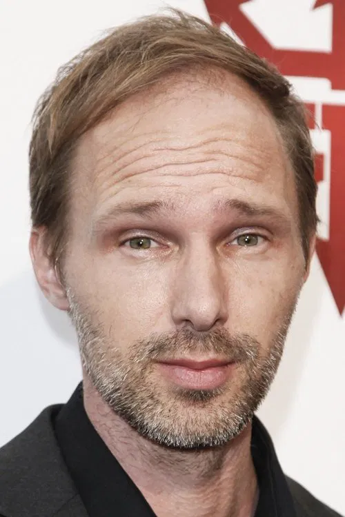 Photo of Gary Cairns, Acting