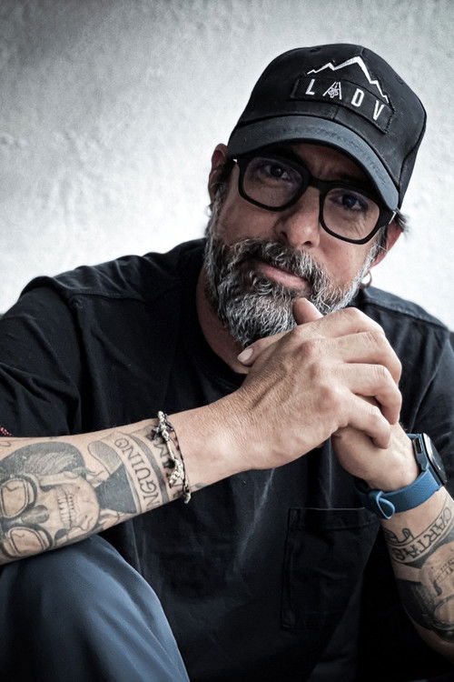 Chava Cartas profile