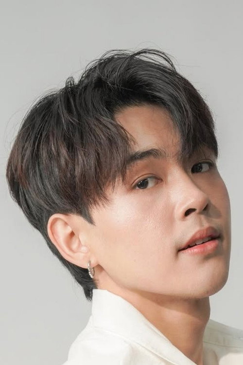 Photo of Wanchaloem Parichatboriboon, Acting