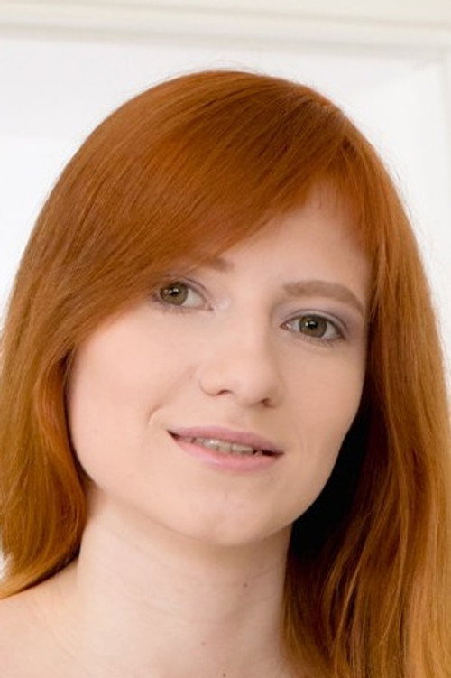 Photo of Lili Fox, Acting