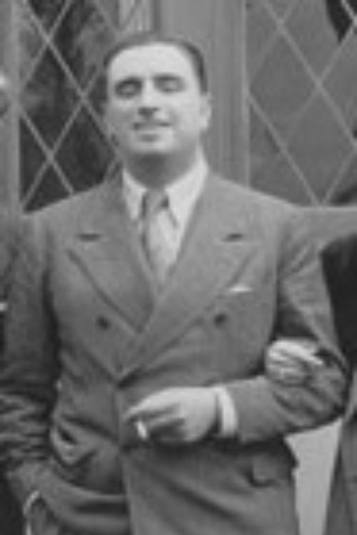 Photo of Arturo S. Mom, Writing
