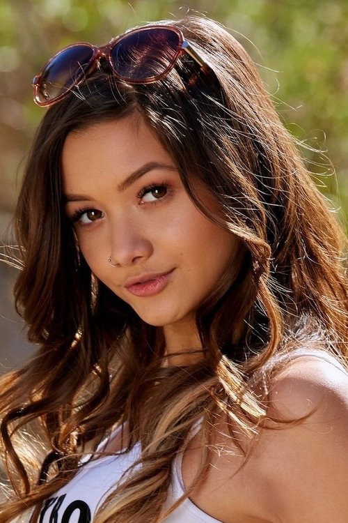 Photo of Alex De La Flor, Acting