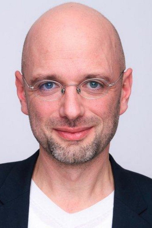 Kilian Riedhof profile