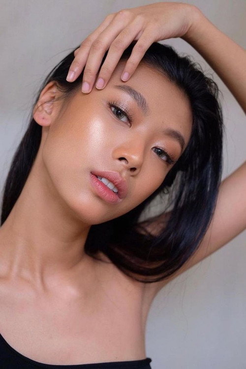 Photo of Yumi Kwandy, Acting