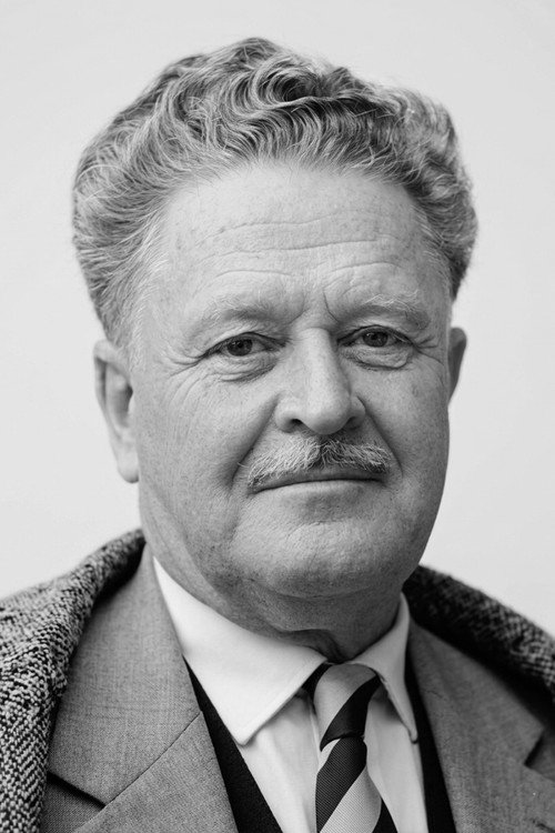 Photo of Nazım Hikmet Ran, Writing