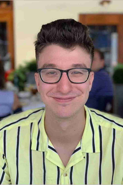 Photo of Ryan Met, Acting