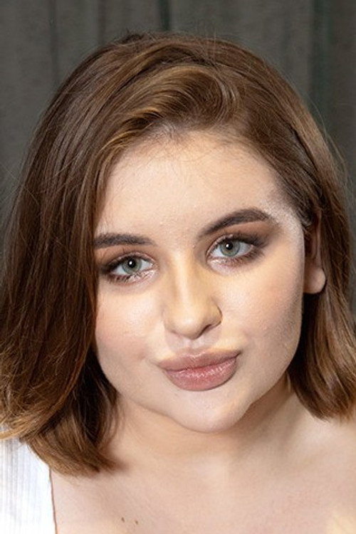 Photo of Molly Evans, Acting