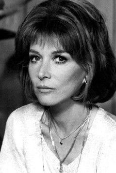 Lee Grant profile