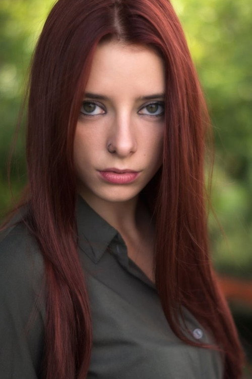 Photo of Sara Mahle, Acting
