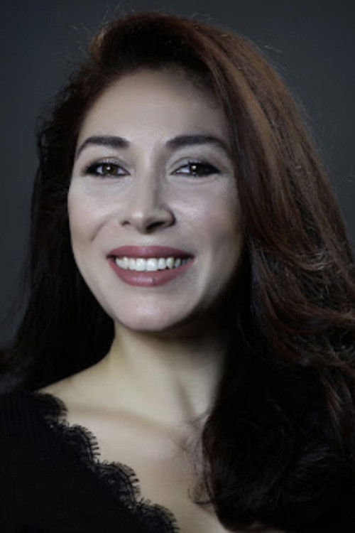 Zeyno Üstünışık profile