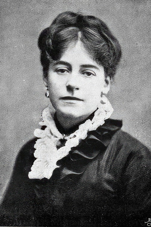 Photo of Émilienne Dux, Acting