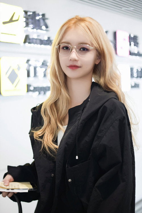 Photo of 胡静怡, Acting