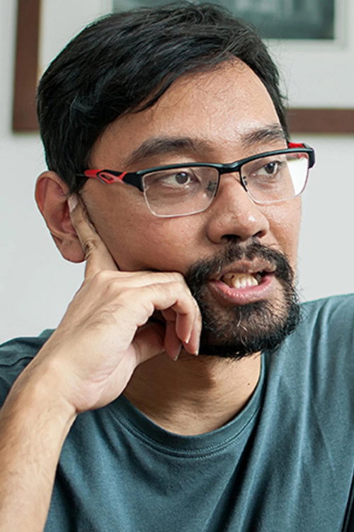 Photo of Ifan Adriansyah Ismail, Writing