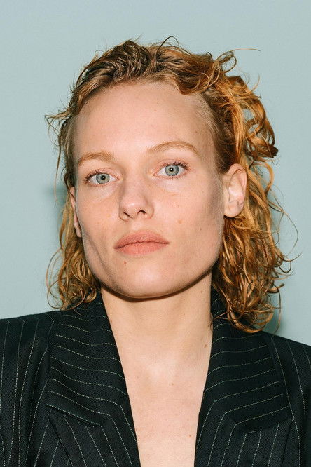 Julia Franz Richter profile