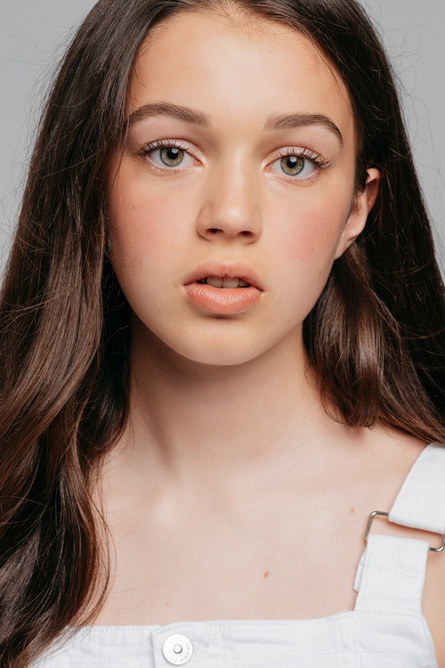 Maïka Ferron profile