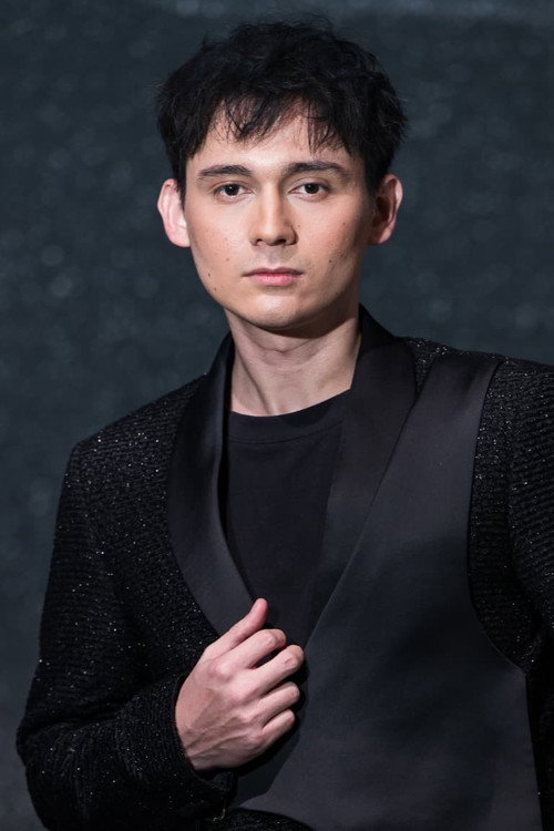 Photo of Alexzander Wlan, Acting