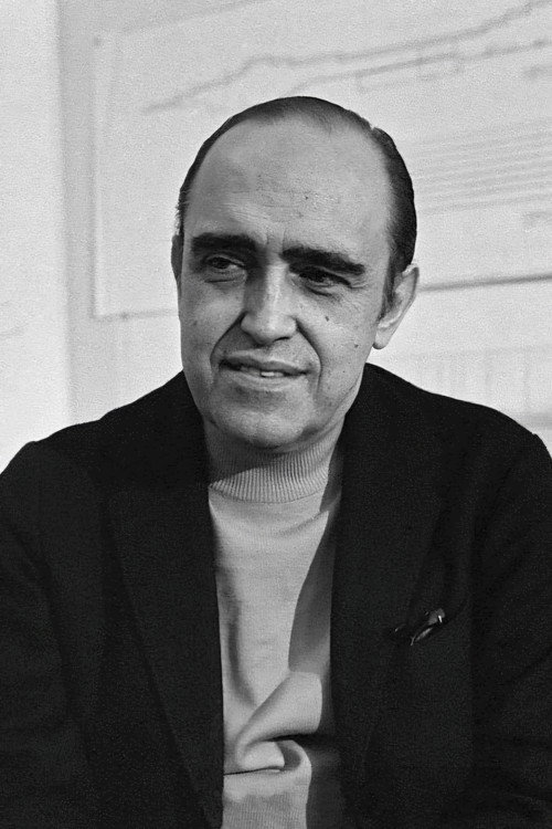 Photo of Oscar Niemeyer, Acting