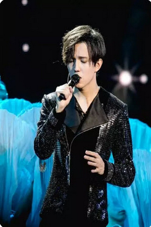 Movie poster for Dimash - D-Dynasty Moscow (2019)