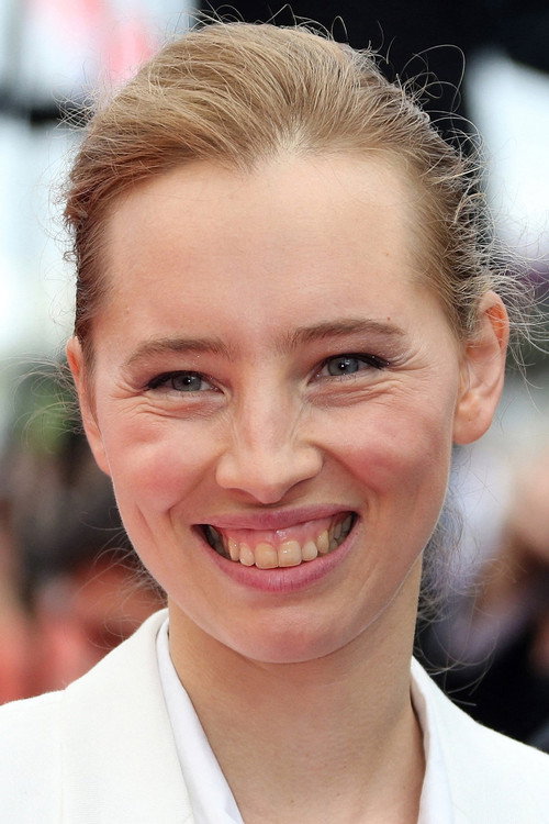 Photo of Isild Le Besco, Acting