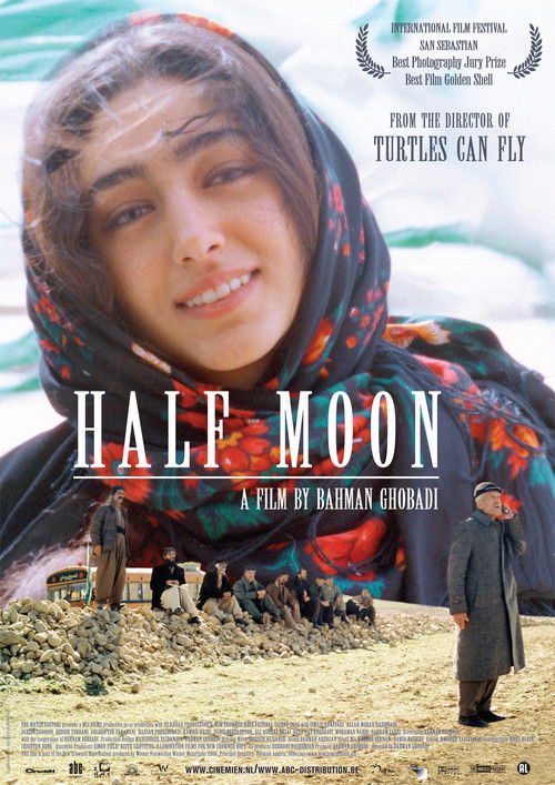 Movie poster for Half Moon Arabic (2006)
