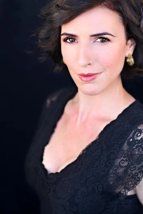 Photo of Lauren L. Murray, Acting