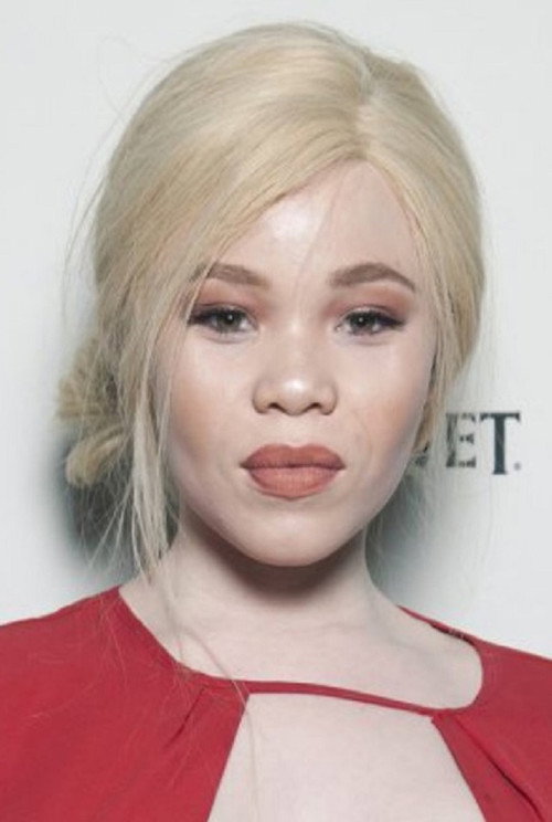 Photo of Michelle Mosalakae, Acting