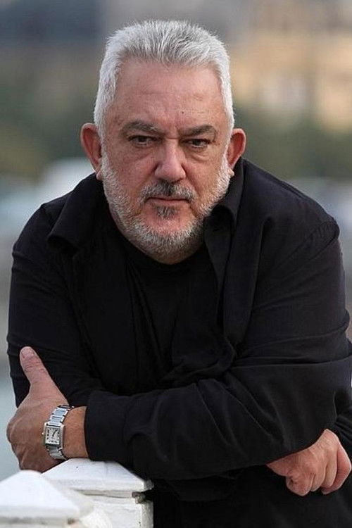 Imanol Uribe profile