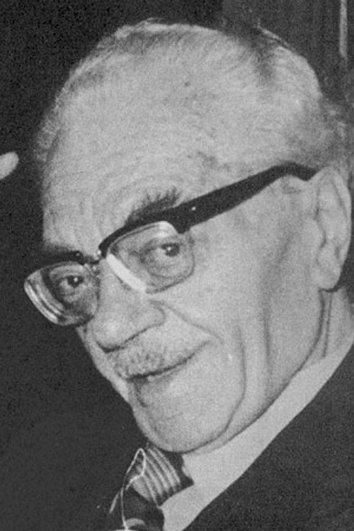 Photo of César Tiempo, Writing