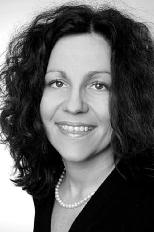 Photo of Isabel Heinemann, Acting