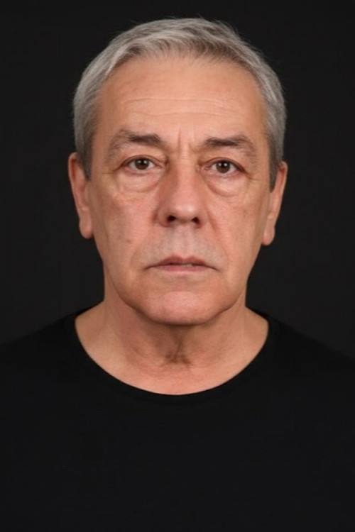 Münir Akça profile