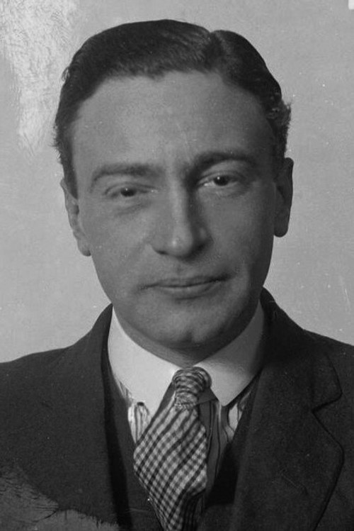 Photo of Hay Petrie, Acting