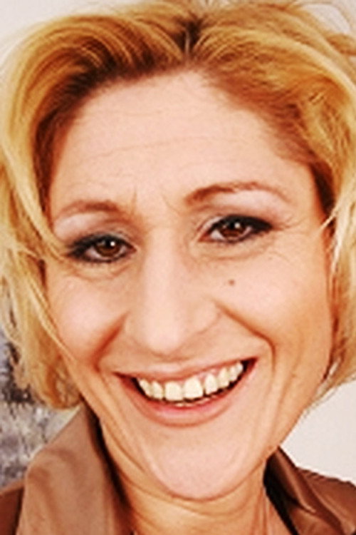 Photo of Teresa Lynn, Acting
