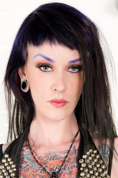 Photo of Kelly Chaos, Acting