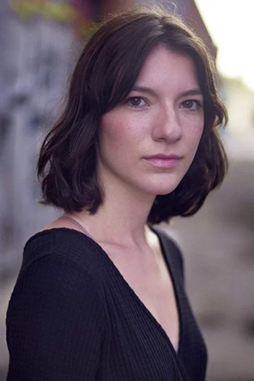 Photo of Nicole Souza, Acting