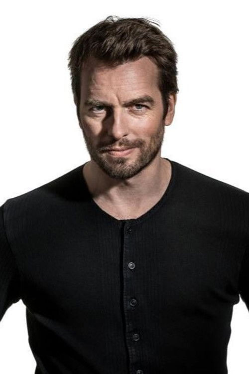 Christopher Wollter profile