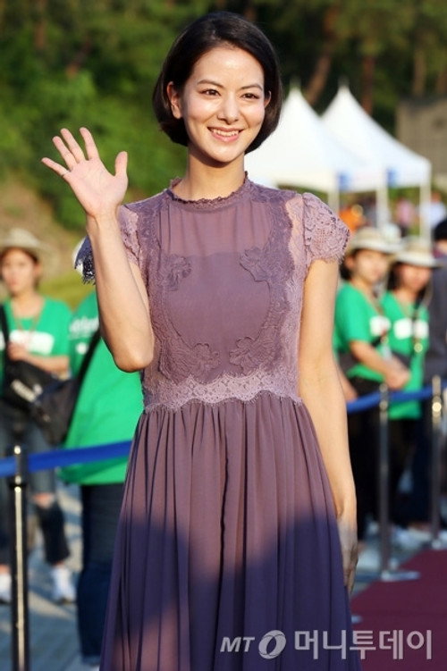 Photo of Rie Akiba, Acting