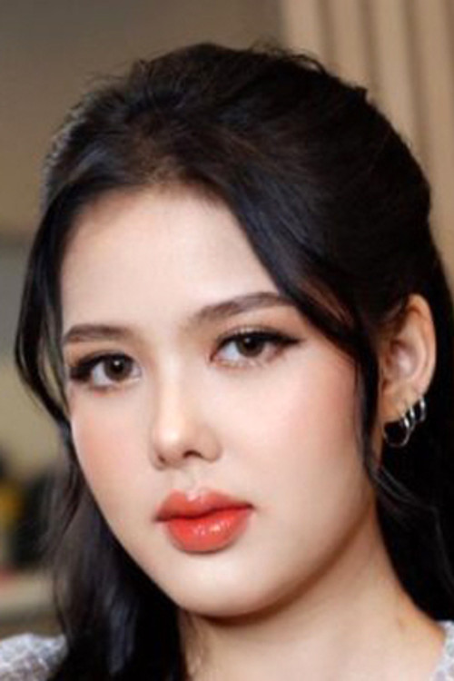 Pimpim Nara Chitrat profile