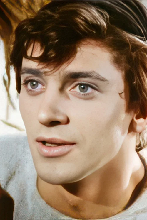 Photo of Georgi Lapeto, Acting