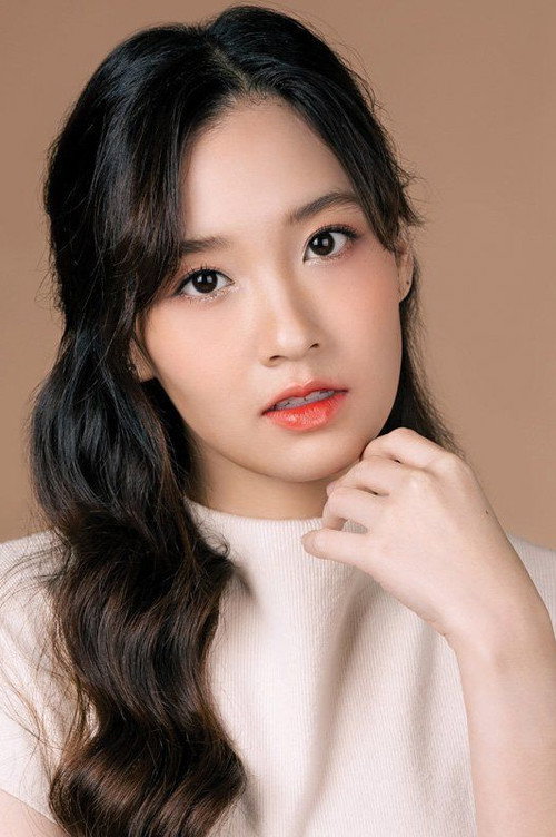 Napasorn Weerayuttwilai profile