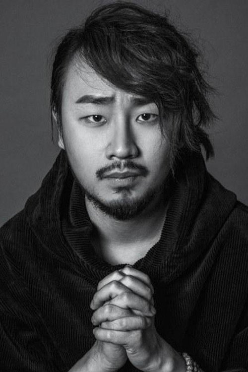 Photo of Wang Yiwei, Acting